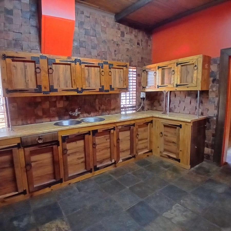 To Let 2 Bedroom Property for Rent in Kuruman Northern Cape